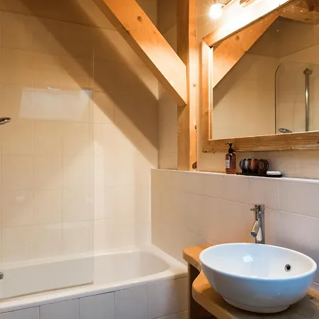 Les Drus Luxurious With Breathtaking Mont Blanc Views From Hot Tub And Garden شاليه